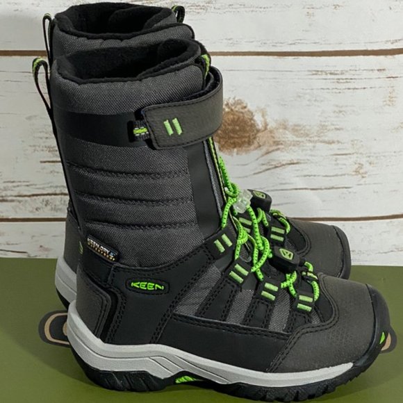 neo snow boots